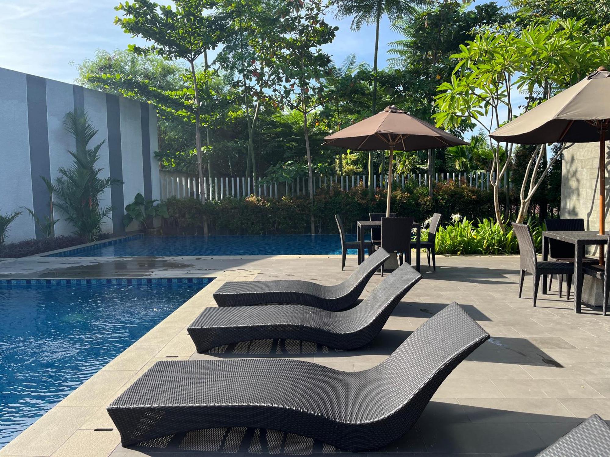 2 Floor Cozy House In Wisteria Jakarta Garden City Εξωτερικό φωτογραφία